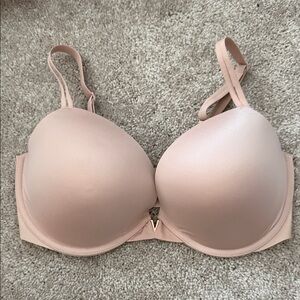 Victoria's Secret Blush Pink Smooth T-Shirt Bra